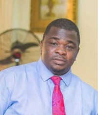 Portrait of Tobi Ashimolowo